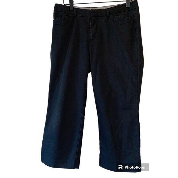 Dockers Womens Capri Pants Black Mid Rise Size 6 Petite - Picture 1 of 6